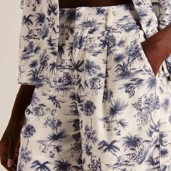 Abercrombie & Fitch Linen Blend Tropical Print Tailored Shorts NEW - Size XS - Picture 2 of 8